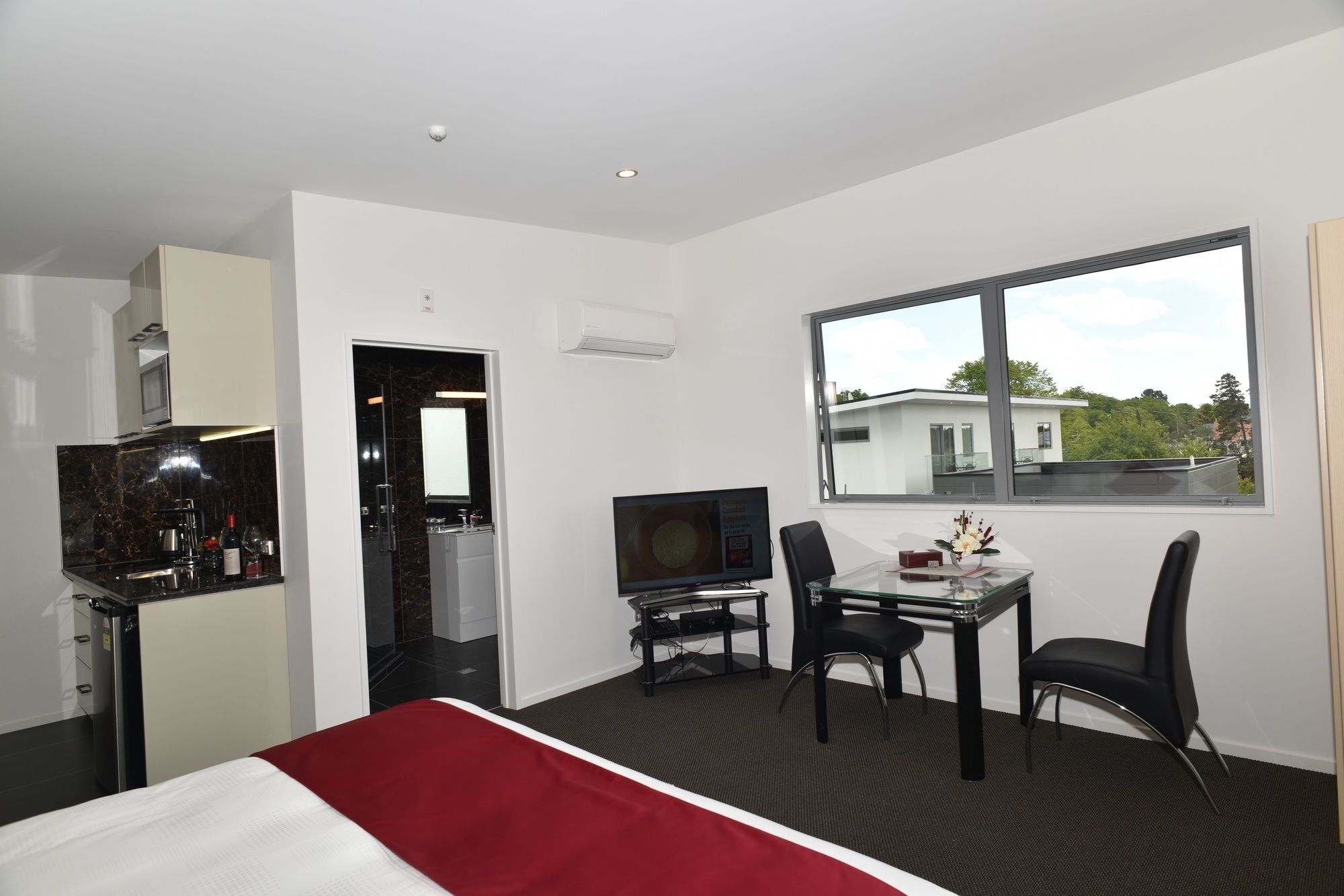 Bealey Plaza Motel Christchurch Exteriör bild A typical studio apartment